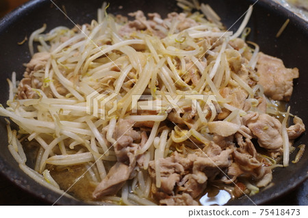 Very delicious home cooking in Japan 75418473