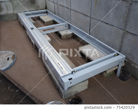 Storage work 75420329