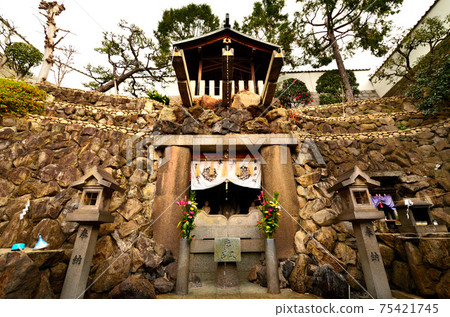 清水寺(新清水寺)的Tamade瀑布:大阪 清水寺(新清水寺)的Tamade瀑布:大阪 75421745