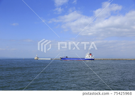 Cargo ship leaving Oiketa City Miike Port, Cargo ship leaving Oiketa City Miike Port, 75425968