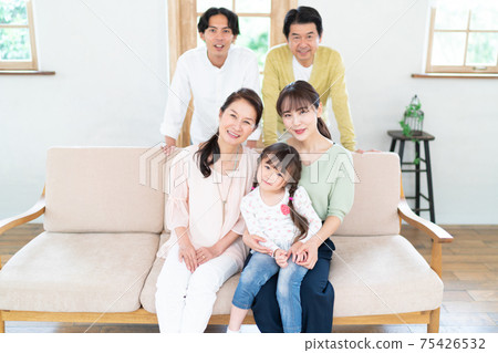 好朋友3代家庭 好朋友3代家庭 75426532