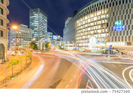 Night view of Osaka_Umeda Hanshin-mae intersection 75427160