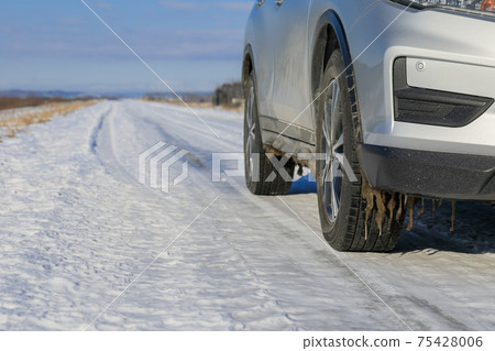 Snow country_driving image of snowy road Snow country_driving image of snowy road 75428006