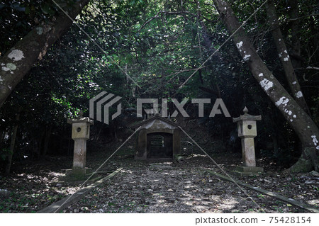 御前武武 75428154