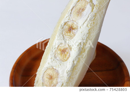 香蕉三明治 75428803