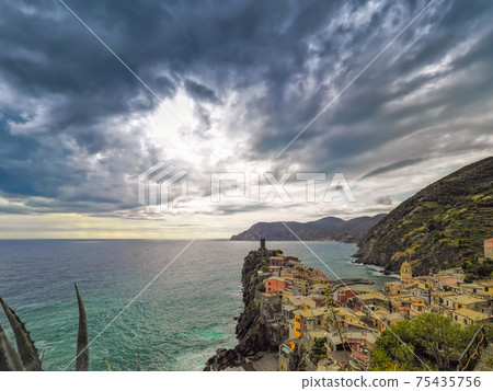 意大利五漁村Vernazza,五漁村 意大利五漁村Vernazza,五漁村 75435756