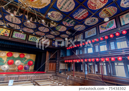 劇場Yachiyoza的情感 劇場Yachiyoza的情感 75438302