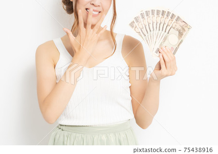 女人拿錢 女人拿錢 75438916