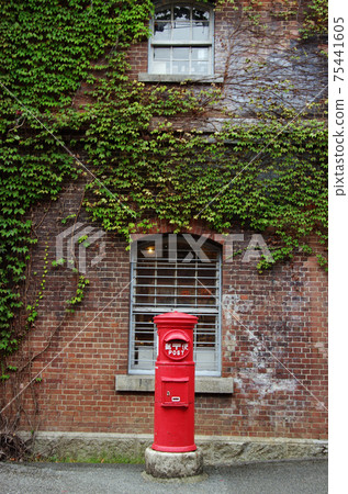 Red Post Box at Red Brick Park in Maizuru City 75441605