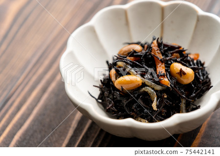Boiled hijiki Boiled hijiki 75442141