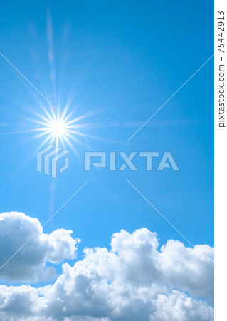 Refreshing blue sky 75442913