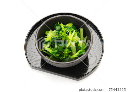 Soaked flower wasabi 75443235