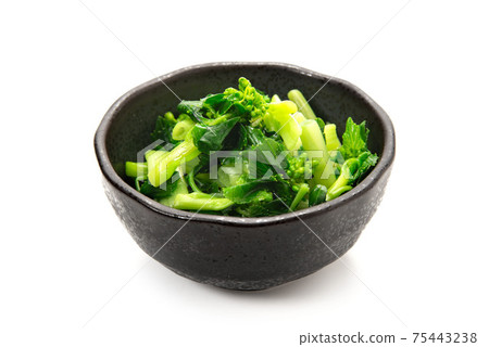 Soaked flower wasabi 75443238