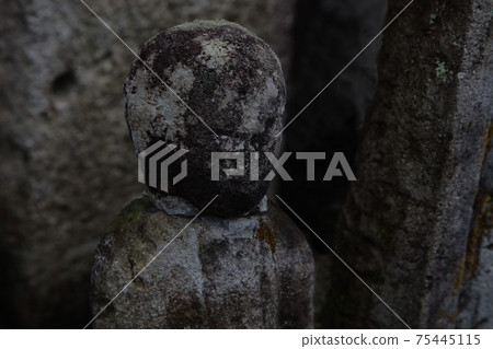 Stone Buddha statue at Yakuoji Temple, Shima, Nagano Prefecture 75445115