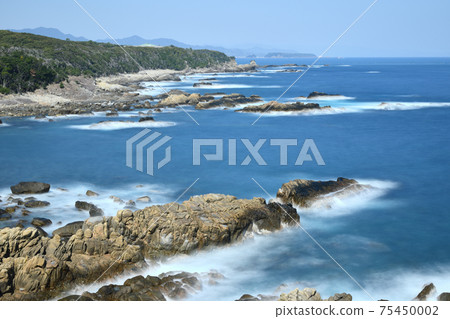 從Kajitorizaki延伸至Tomeizaki的海岸線景觀 從Kajitorizaki延伸至Tomeizaki的海岸線景觀 75450002