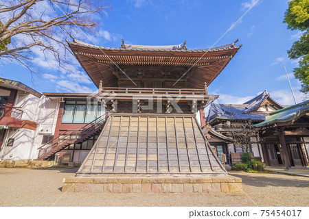 Okunitama Shrine Drum Tower Haiden Shrine Buddhist Temple Okunitama Shrine Historical Building 75454017
