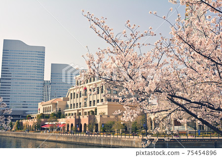 Yokohama Minato Mirai 75454896