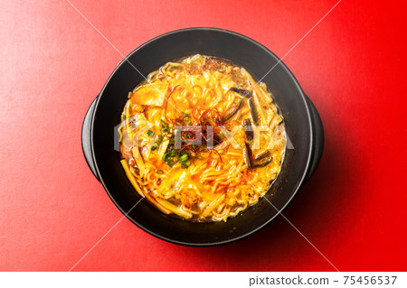 Hot and sour soup noodles Hot and sour soup noodles 75456537