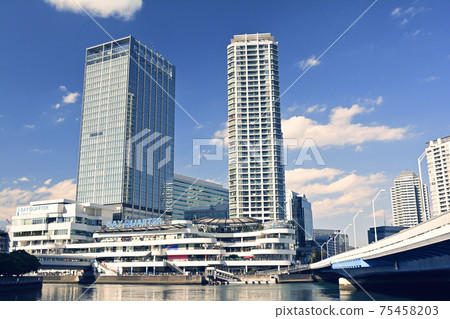 Yokohama · Bay Quarter 75458203