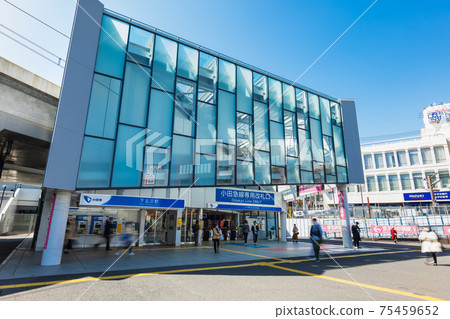 Tokyo Shimokitazawa Station 75459652