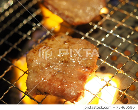 Japanese black beef yakiniku (beef tongue) Japanese black beef yakiniku (beef tongue) 75460590