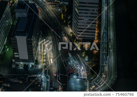 Night highway 75460798