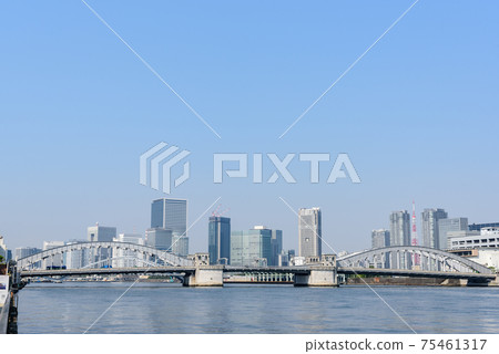 Cityscape Kachidoki Bridge and skyscrapers in the city center Chuo-ku, Tokyo 75461317
