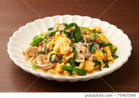 Chinese chive ball with pork 75467899