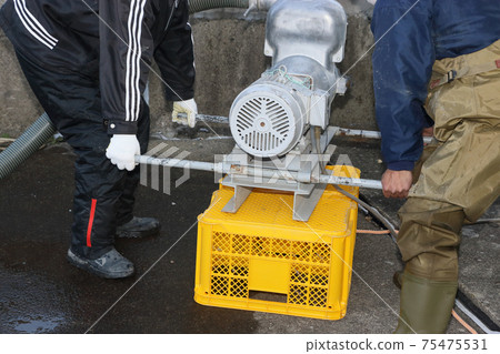 Agricultural pumping station portable pump for cleaning Agricultural pumping station portable pump for cleaning 75475531