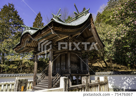 Wake Shrine Main Hall Wake Town, Okayama Prefecture 75476867