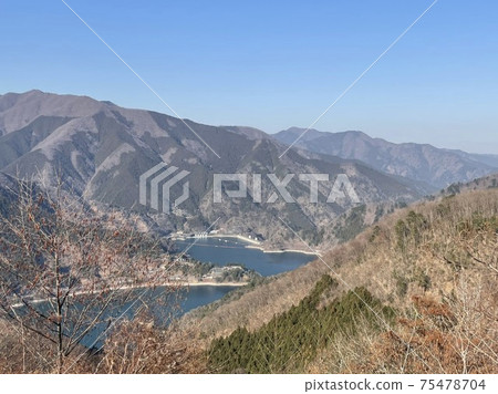 充滿自然的奧多摩的軌跡 75478704