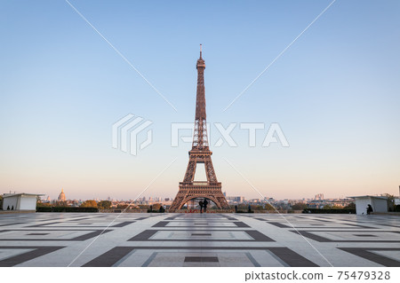 Trocadero Square in the blue sky 75479328