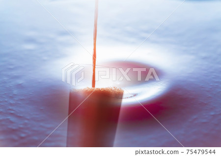 tomato juice  75479544