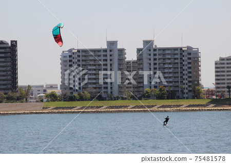 Yodogawa and kitesurfing / 2-chome, Hyakushima, Nishiyodogawa-ku, Osaka-shi, Osaka 75481578