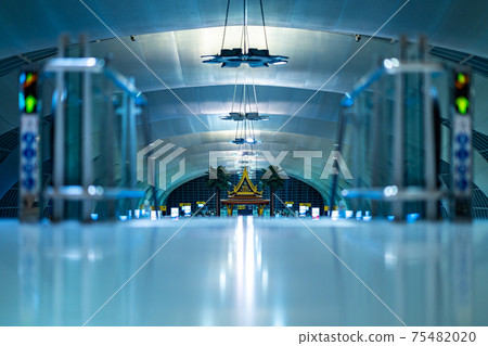 Asia Thailand Bangkok Resort Suvarnabhumi International Airport Summer Vacation Tourist Attractions Airplane Thai Airways International 75482020