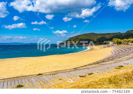 Gold Beach Ohama Beach 75482189
