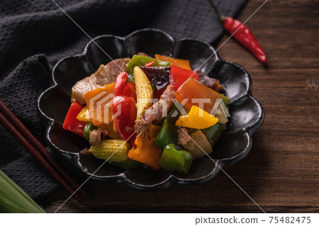 Green pepper Sweet pepper Salted pork Pork Salted pork pepper 塩湯け猪肉 ピーマン Green pepper Sweet pepper Salted pork Pork Salted pork pepper 塩湯け猪肉 ピーマン 75482475