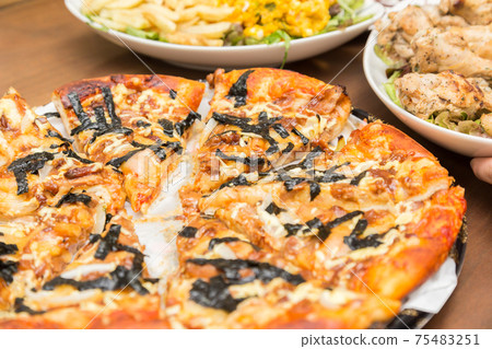 Teriyaki chicken pizza Teriyaki chicken pizza 75483251