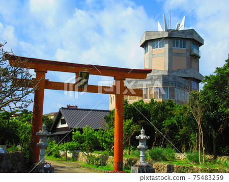 Southern Cross Center Landlord Shrine (Yoron Island) 75483259