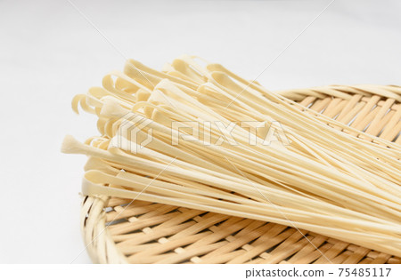Inaniwa udon dried noodles hairpin 75485117