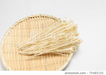 Inaniwa udon dried noodles hairpin 75485135