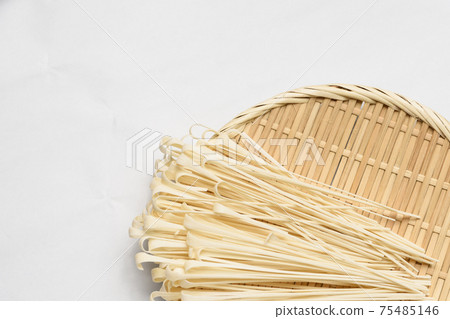 Inaniwa udon dried noodles hairpin Inaniwa udon dried noodles hairpin 75485146