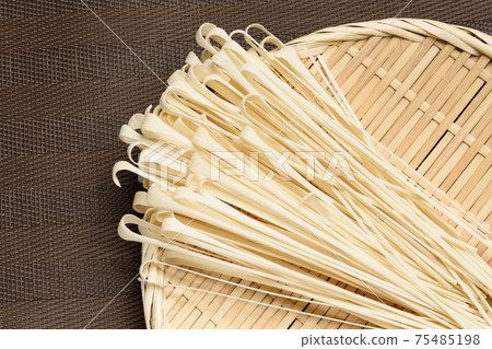 Inaniwa udon, dried hairpin, hairpin Inaniwa udon, dried hairpin, hairpin 75485198