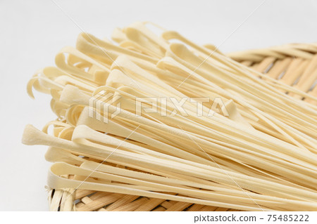 Inaniwa udon, dried hairpin, hairpin 75485222