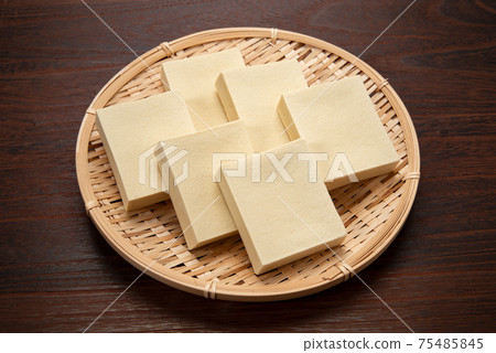 Raw koya tofu Raw koya tofu 75485845