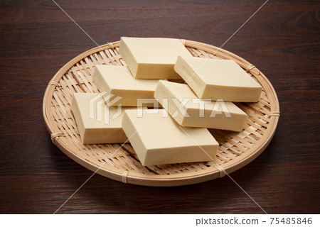 Raw koya tofu Raw koya tofu 75485846
