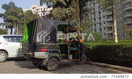 印度自動人力車（自動人力車） 75489672