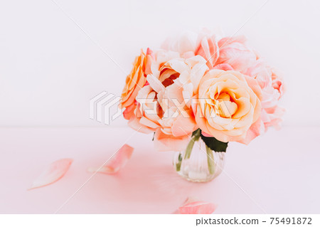 Fresh bunch of pink peonies and roses 75491872