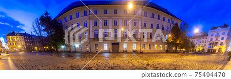 Lviv. Town Hall Square at Dawn. 75494470