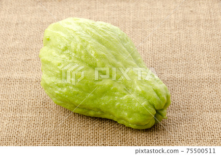 Hayatouli Hayatouli 75500511
